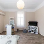 Daire & Kolovare 1, Zadar