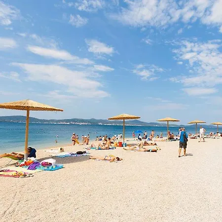 アパート & Kolovare 1, ザダル