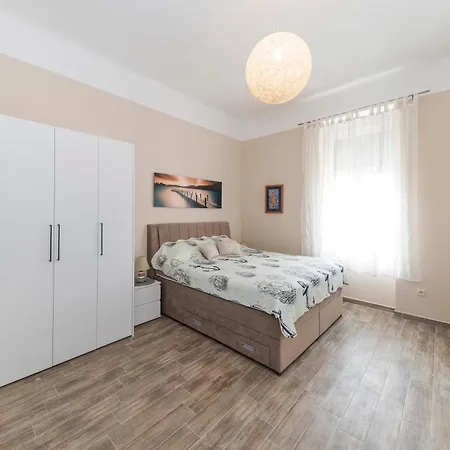 & Kolovare 1, Apartmán *