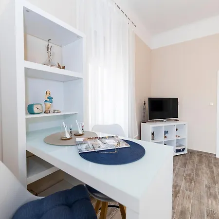 & Kolovare 1, Apartmán